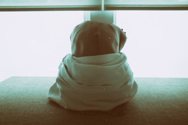 Photo Meditating monk