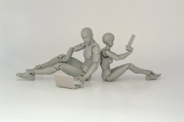 Photo Digital Body Language by Erica Dhawan