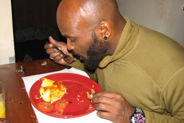 Photo "Eat Smarter by Shawn Stevenson"