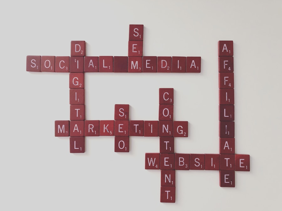 Photo Digital Marketing Essentials by Jeff Larson and Stuart Draper