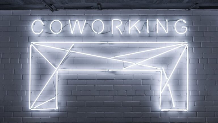 Photo "Working Backwards by Colin Bryar & Bill Carr"
