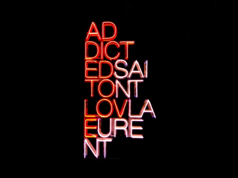 Photo The Art of Seduction by Robert Greene