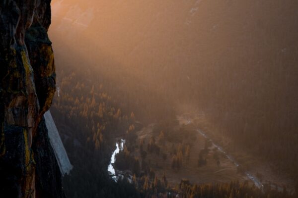 Photo "Touching the Void by Joe Simpson"