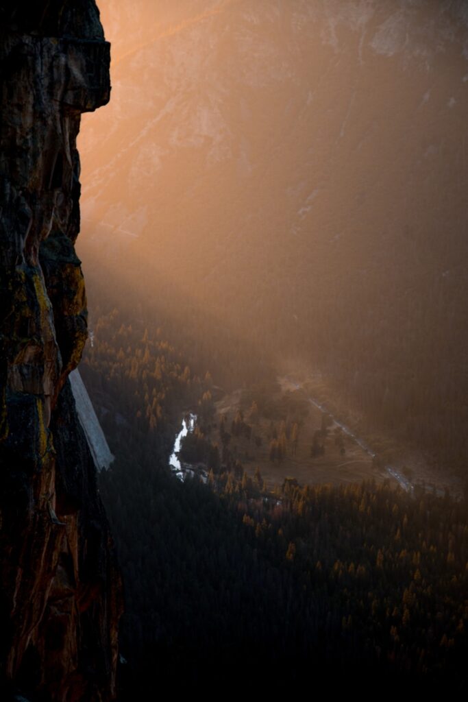 Photo "Touching the Void by Joe Simpson"