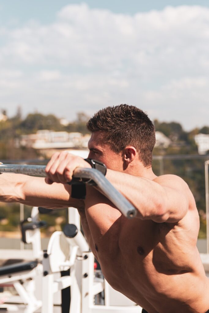 Photo The Ultimate Guide to Weight Training for Swimming by Rob Price