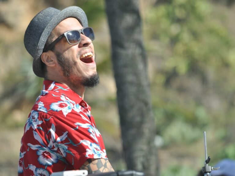 Photo "Understanding International Relations by Chris Brown"