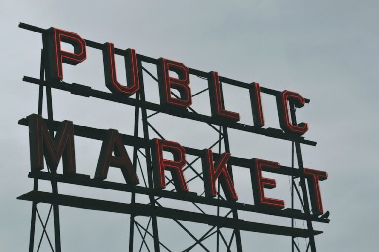 Photo "Analyzing Public Policy by Peter John"