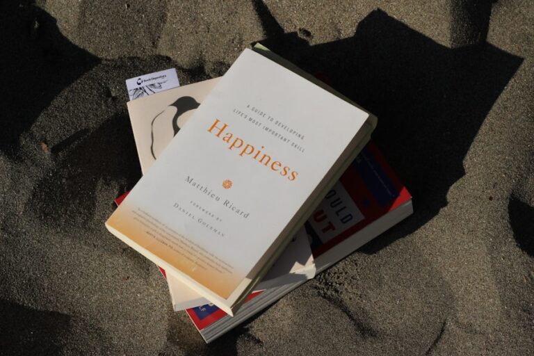 Photo Humanocracy by Gary Hamel & Michele Zanini