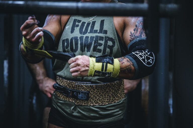 Photo Weightlifting equipment