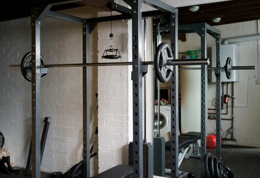 Photo Weightlifting equipment
