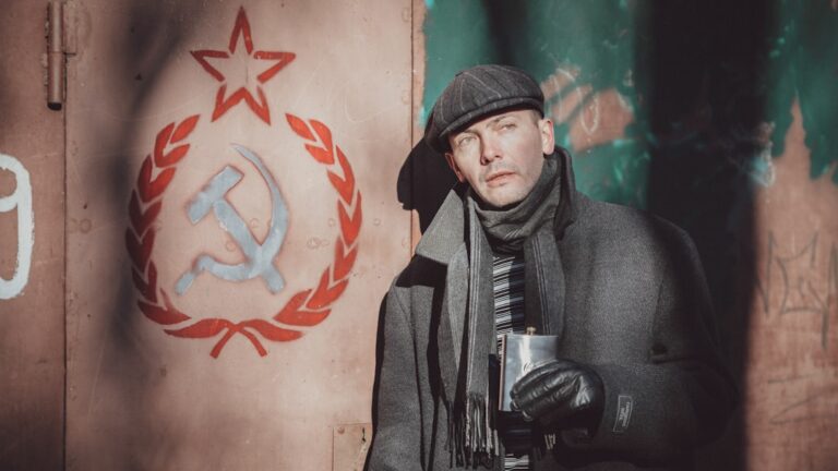 Photo Revolutionary icon