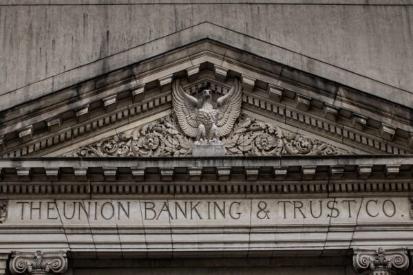Photo Banking dynasty