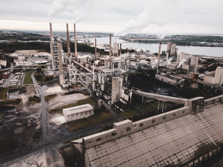 Photo Oil refinery