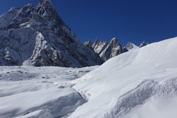 Photo Mountainside climbing