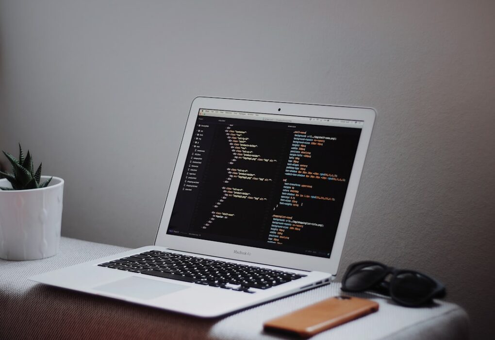Photo Coding laptop