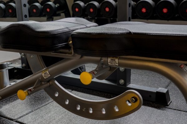 Photo Weightlifting equipment