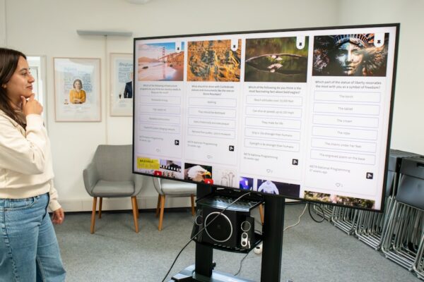 Photo Interactive classroom
