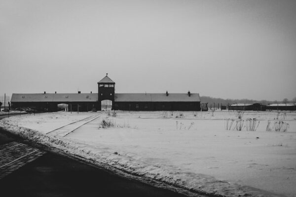 Photo Holocaust survivor