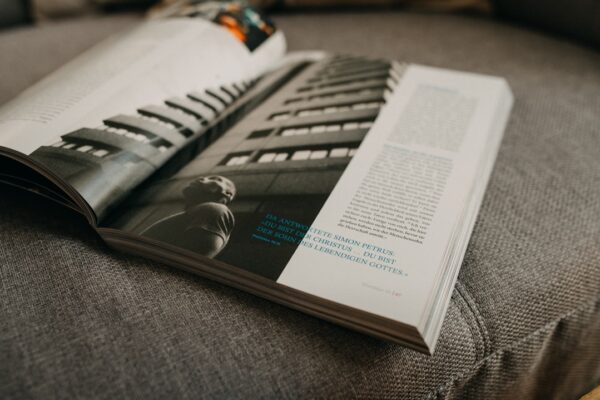 Photo Digital Marketing Book