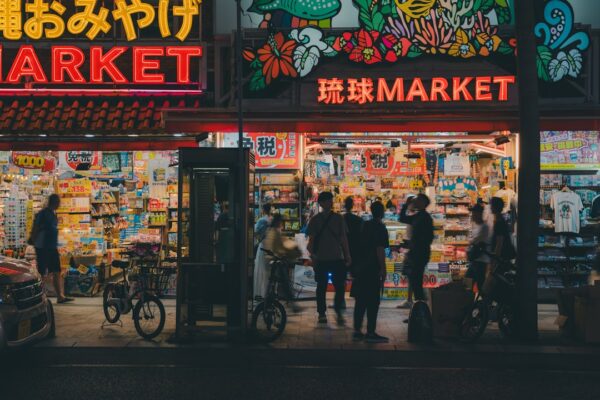 Photo Marketplace dynamics