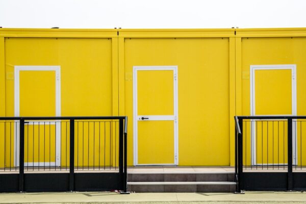 Photo Yellow House