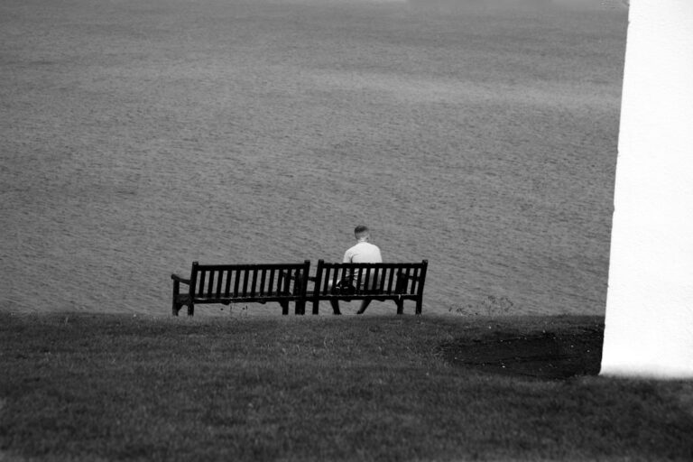 Photo Beckoning Silence