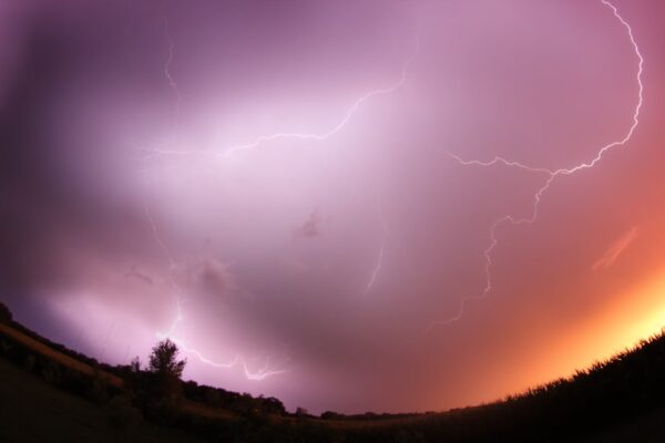 Photo Thunderbolt