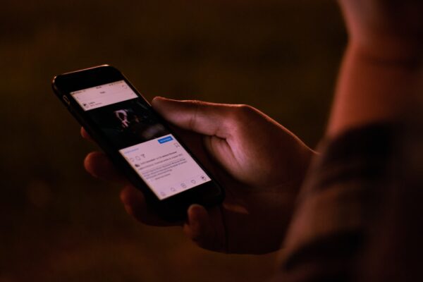Photo Mobile Forensics