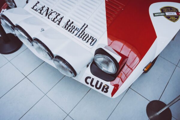 Photo Liars Club