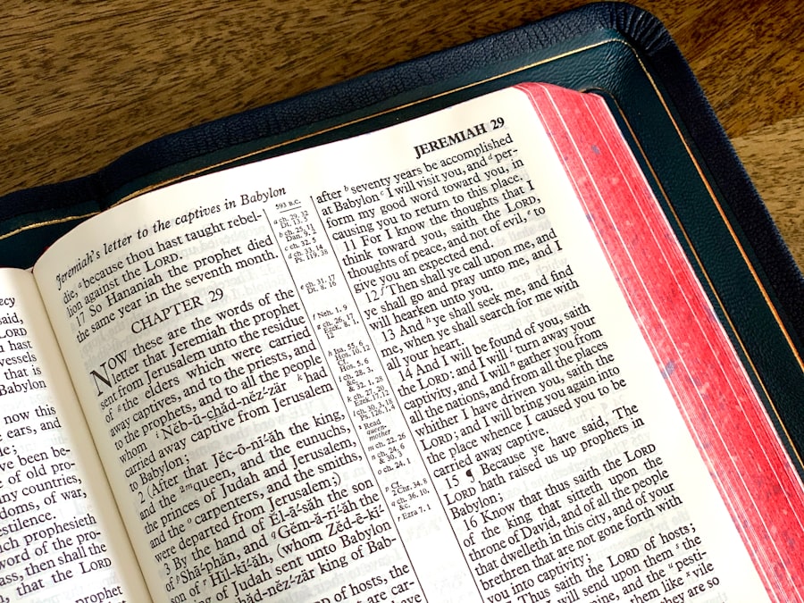 Photo Social Media Bible