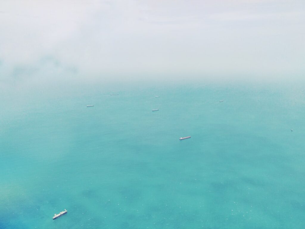 Photo Ship Around