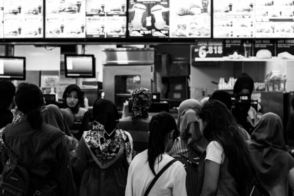 Photo Behavioral Economics