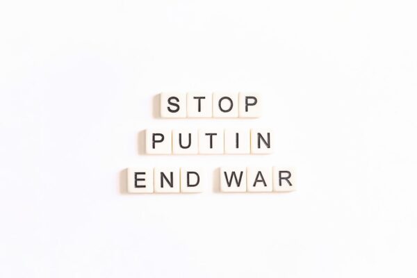 Photo War on Truth