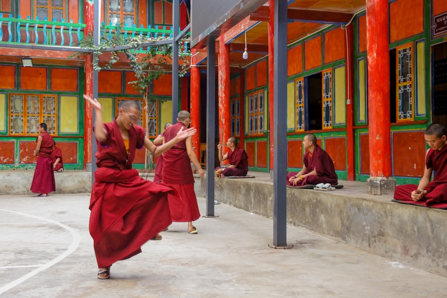 Photo Tibetan Monk